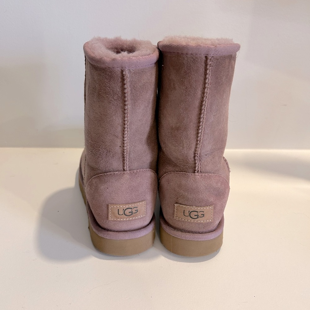 Ugg Women’s Classic Short II Boot